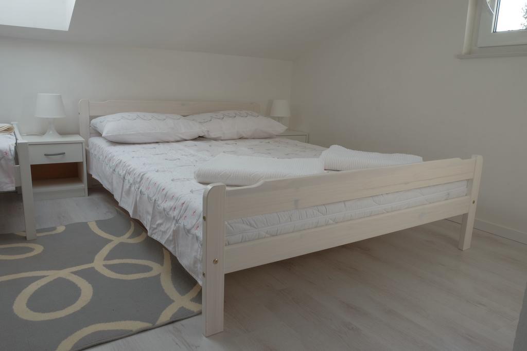 Apartment Dubravka Malinska Eksteriør billede